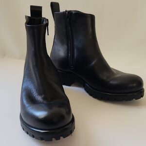 ECCO Modtray Hydromax Black Ankle Boots